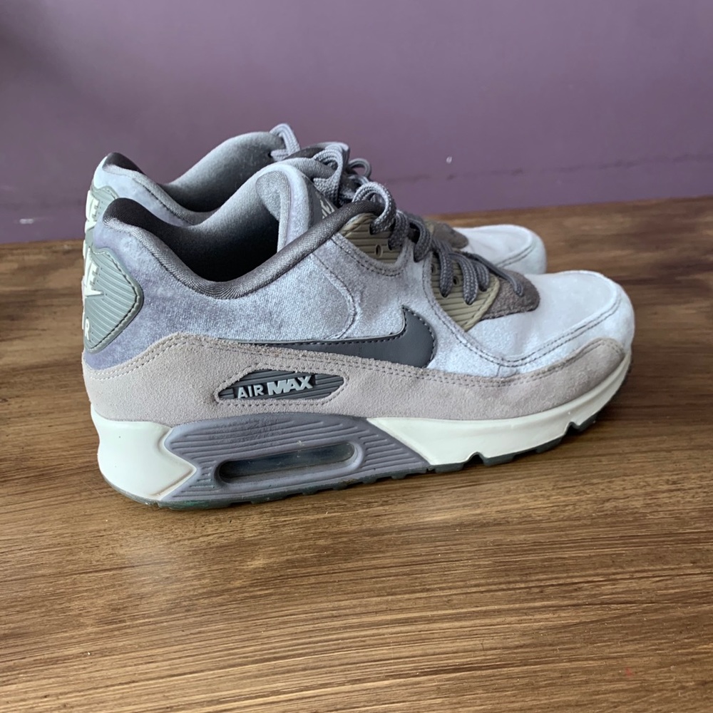 Nike Air MAX